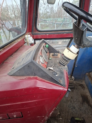 vand  tractor cu motor de mercedes - imagine 2