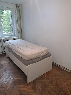 apartament 3 camere decomandat - imagine 3
