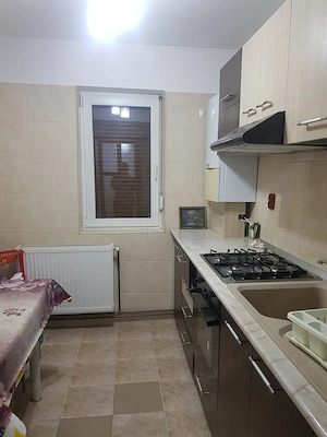 Vand apartament 3 camere  - imagine 5