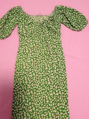 Rochie elastică de vară , stare bună