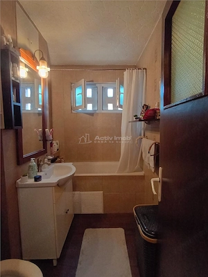 Apartament 3 semidecomandat, etaj 3 - Valea Rosie - imagine 7