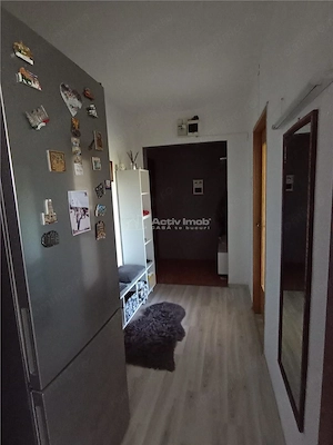 Apartament 3 semidecomandat, etaj 3 - Valea Rosie - imagine 3