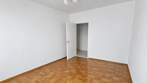 Apartament 4 camere – aproape de centru- confort, spațiu și liniște! - imagine 4