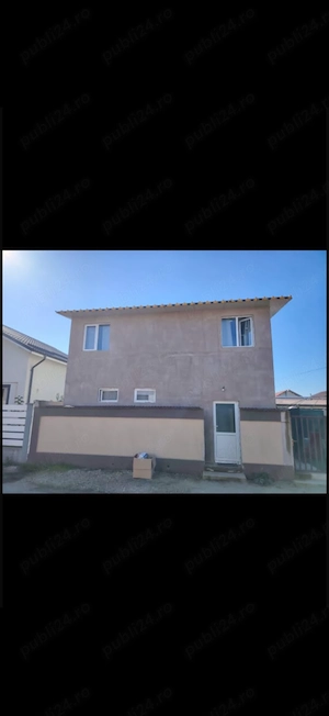 Proprietar închiriez casă la curte în comuna Berceni Ilfov 