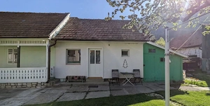 VÂNZARE PROPRIETATE ÎN ZĂRNEȘTI, BRAȘOV | CASĂ, UNITATE TURISTICĂ ȘI TEREN 2.987 MP - imagine 12