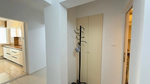  Apartament cu 3 camere de inchiriat- zona General - imagine 10