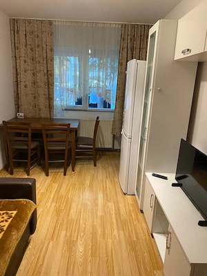 Apartament de închiriat, parter