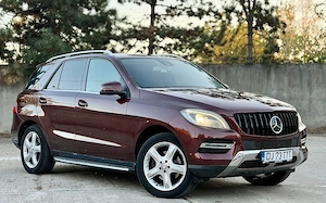 Vând MERCEDES-BENZ ML   Full Option! An fabricatie 2013 - imagine 6