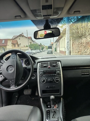 Vând Mercedes Benz model B class fabricație 2007 - imagine 4