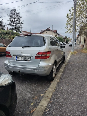 Vând Mercedes Benz model B class fabricație 2007 - imagine 5