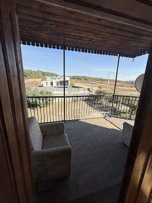Casa vila de vanzare + teren in Crasna din Vale, Gorj - imagine 2