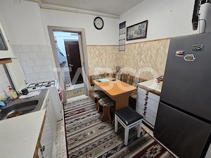 Apartament decomandat mobilat balcon pivnita zona Mihai Viteazul Sibiu - imagine 13