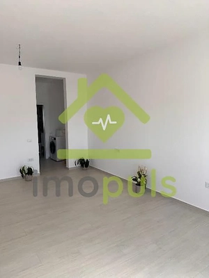 Apartament la casa, gradina proprie - imagine 9