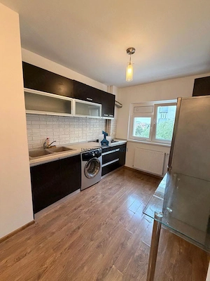 Apartament 2 camere Semidecomandat Metrou Brancoveanu - imagine 5