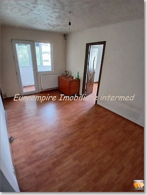 Apartament 2 camere de vanzare zona Salvare