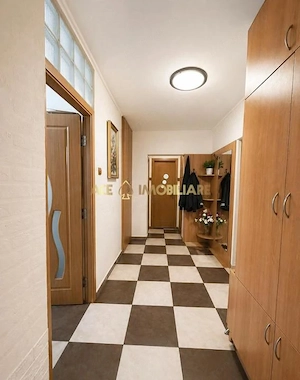 2 Camere de vanzare | Decebal | Renovat | Reabilitat |  - imagine 8