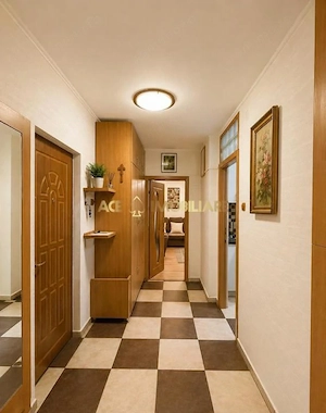 2 Camere de vanzare | Decebal | Renovat | Reabilitat |  - imagine 9