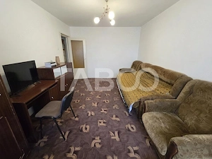 Apartament decomandat 2 camere etaj3 balcon pivnita Vasile Aaron Sibiu - imagine 2