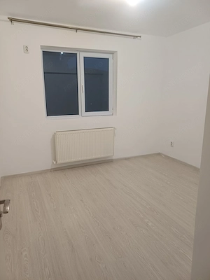 De Închiriat Ichiriere Apartament două camere - imagine 3