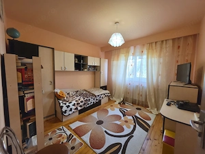 Apartament cu 3 camere, 80 m², două băi, două balcoane, garaj și beci – Săsar - imagine 8