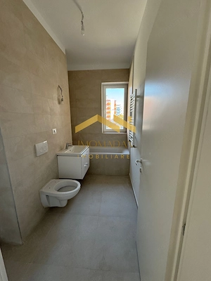 Apartament -3 camere-2 bai -etaj 1 - imagine 5