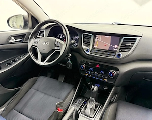 Hyundai Tucson 2.0 CRDI 4WD Automatik Passion - imagine 9