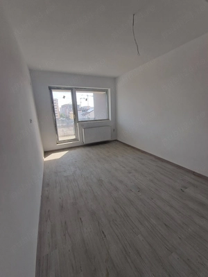 Apartament 2 camere Brancoveanu adiacent Bloc nou   Mutare imediata - imagine 4