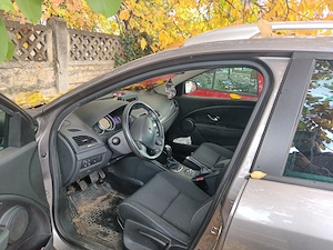 "Renault Megane 3 Break 1.5 dCi, 90 CP   2010  - imagine 2