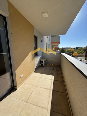 Apartament- 3 camere-2 bai -etaj 1 - imagine 10