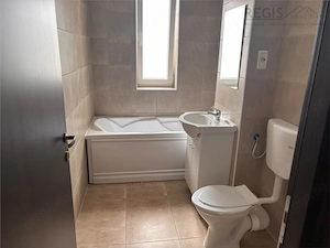 Apartament 2 camere, 2 bai, 2 balcoane, parcare-Subcetate - imagine 2