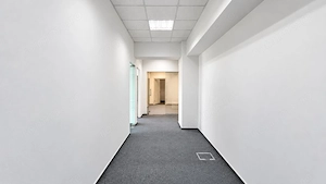 Spatiu de birouri de inchiriat | Airport Plaza Otopeni | Acces DN1 I Comision 0 - imagine 5