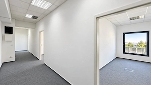 Spatiu de birouri de inchiriat | Airport Plaza Otopeni | Acces DN1 I Comision 0 - imagine 4