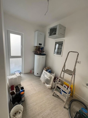 Duplex despărțit prin perete dublu/ Garaj - imagine 8