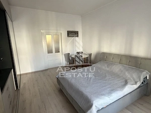 Apartament cu 2 camere de închiriat- centrala proprie, zona Medicina