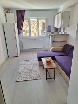 Închiriez garsoniera Brașov, zonă ultracentrală - imagine 4