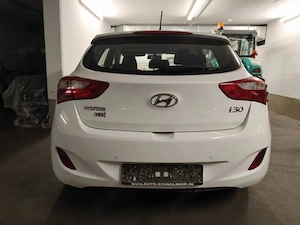 Vand Hyundai i30 FL 1.4 Yes din 2016 cu 169000 km reali adusa recent din germania - imagine 2