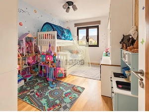Casa la cheie 4 camere 2 bai | 250 mp Curte Libera Cristian - imagine 4