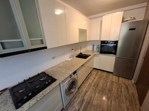 Vand Apartament cu 3 camere    Via Romana + loc de parcare inclus ID:RH-45811-property - imagine 4