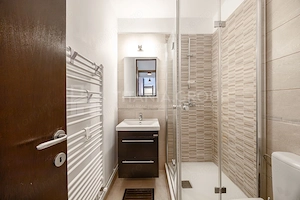 Apartament 4 camere, 2 băi, 2 balcoane și 2 locuri de parcare | MOBILAT - imagine 9