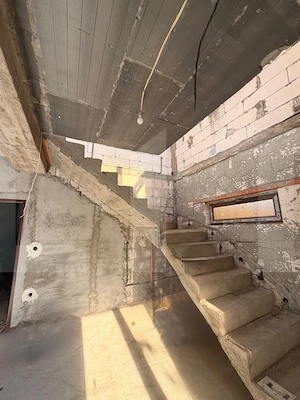 Casa P+1, Bariera Valcii, suprafata parter+etaj 200 mp - imagine 3