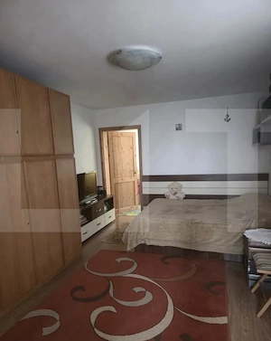 Casă spațioasă, mobilată și finisată, cu garaj și livadă, în Ghercești - imagine 7