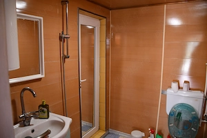 Casă de vânzare în sat Vânători   teren 1.100 mp - imagine 6