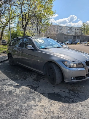 BMW 320d e91 an 2012 - imagine 4
