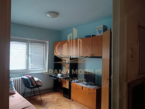Apartament 4 camere, 3 dormitoare, 2 băi, 2 balcoane, etaj 1, Dâmboviț - imagine 2
