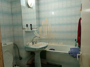 Apartament 4 camere, 3 dormitoare, 2 băi, 2 balcoane, etaj 1, Dâmboviț - imagine 7