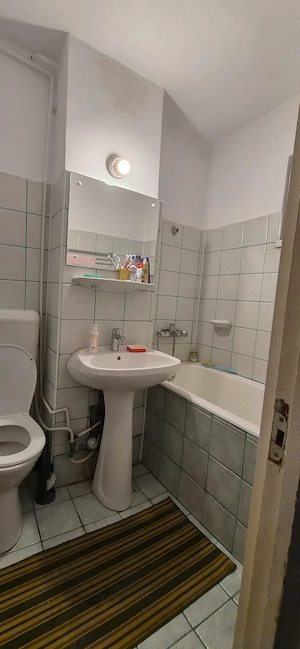Vand apartament cu 3 camere, semidecomandat, etaj 2, Pitesti,Trivale, complex 1, langa giratoriu - imagine 10