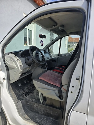 se vinde Opel Vivaro - imagine 4