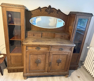 Bufet Vintage din Lemn Masiv cu Oglinda ovala si Vitrine laterale stil Art Nouveau; Servanta cu raft