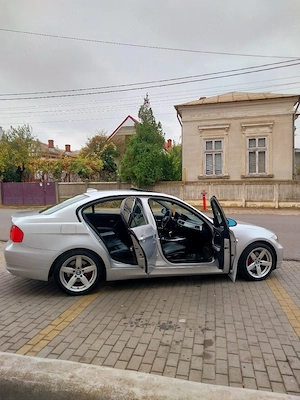 Bmw seria 3 E90 320D 177cp M47 - imagine 5