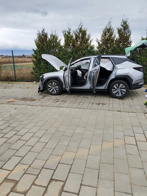 Vând Hyundai Tucson Style  avariat  - imagine 5